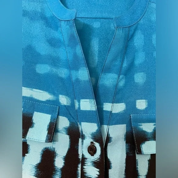 Calvin Klein women’s long sleeve v-neck thin aqua blue, black and white blouse - Picture 3 of 7